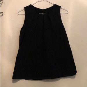 Black tank top!